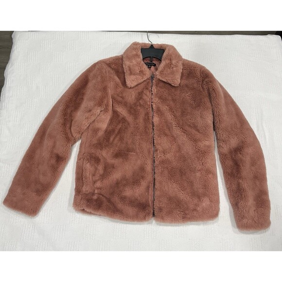Kendall & Kylie Jackets & Blazers - Kendall & Kylie faux fur coat Size M Pink Blush Pre-Owned in great condition